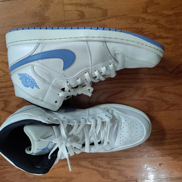 Jordan 1 Legend Blue - Picture 3 of 10